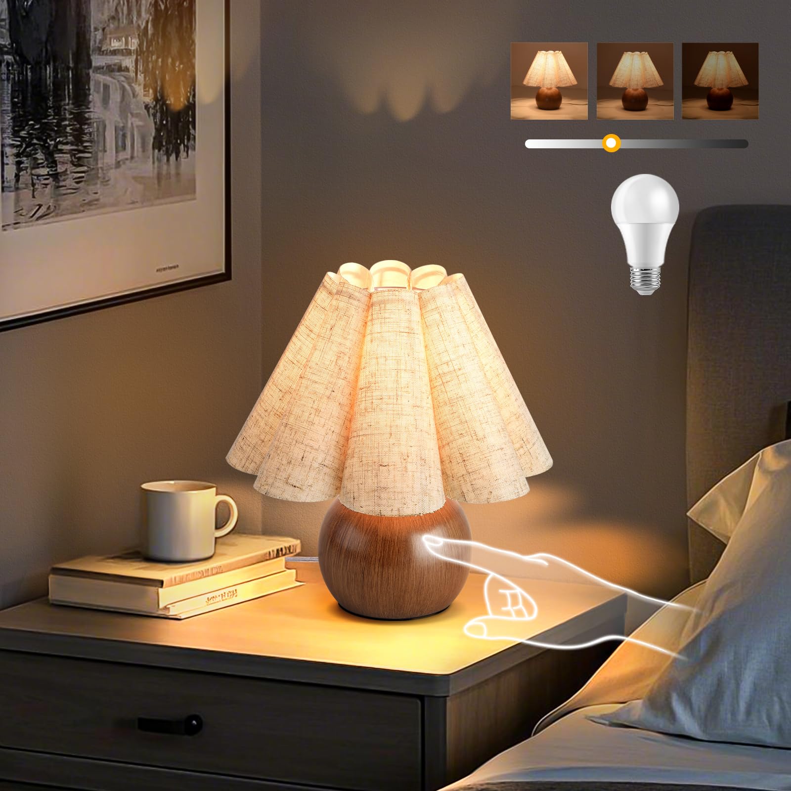 Brass Gold Small Bedside Lamp, Scalloped Shade Table Lamp for Bedroom Living Room